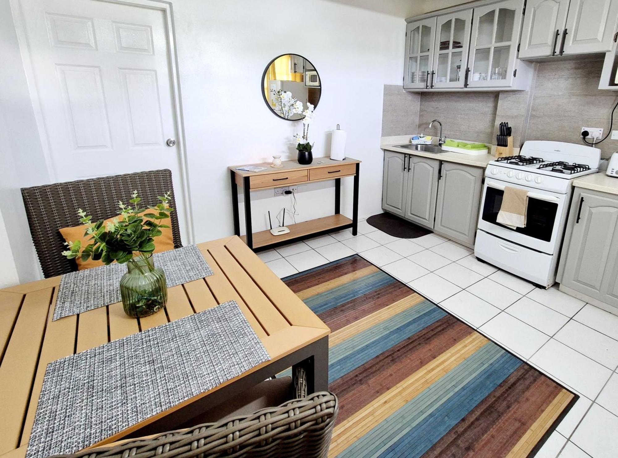Silver View Apartments St. George's Εξωτερικό φωτογραφία